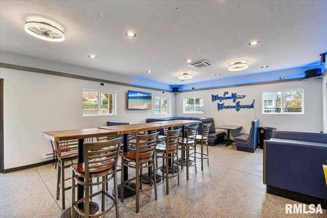 3008 7TH Avenue, Rock Island, IL 61201