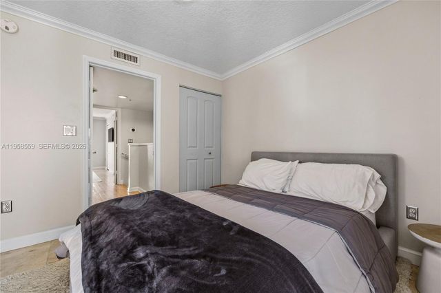 300 Euclid Ave 206, Miami Beach, FL 33139