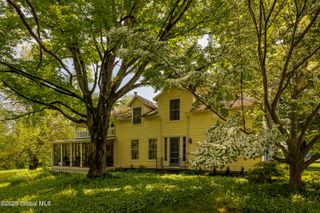 797 Western Road, Schodack, NY 12033