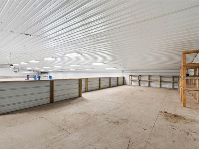 4039 10th St, Marion, IA 52302