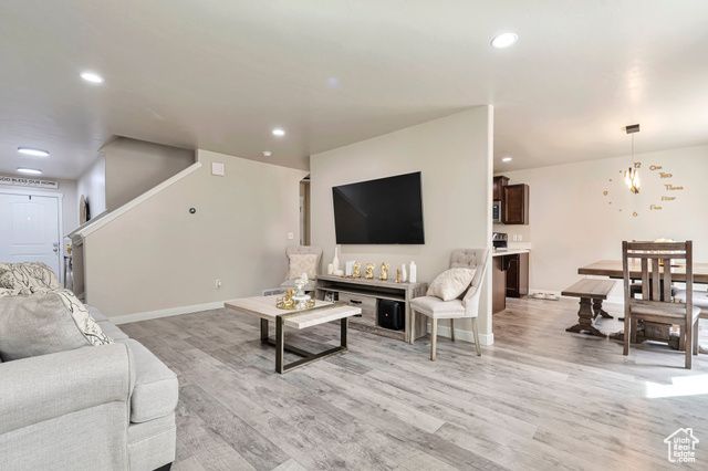 5209 W COURTLY LN, Herriman, UT 84096