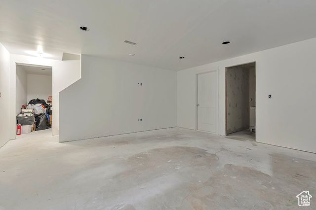 5209 W COURTLY LN, Herriman, UT 84096