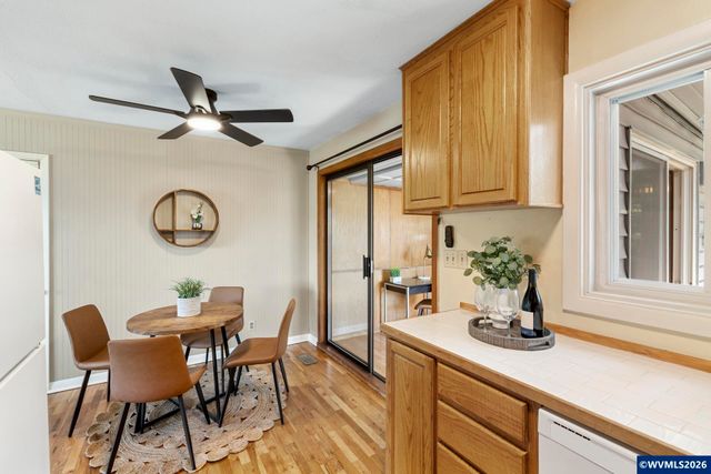 845 Cornell Av, Gladstone, OR 97027