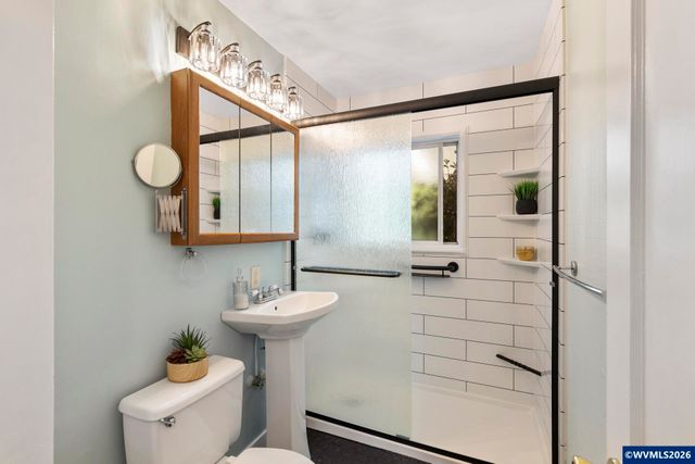 845 Cornell Av, Gladstone, OR 97027