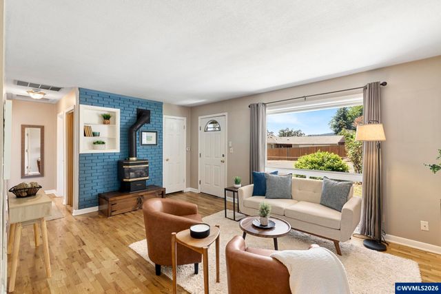 845 Cornell Av, Gladstone, OR 97027