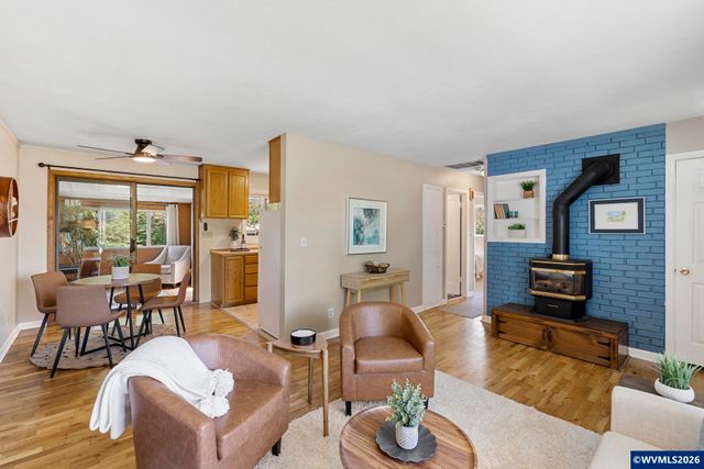 845 Cornell Av, Gladstone, OR 97027