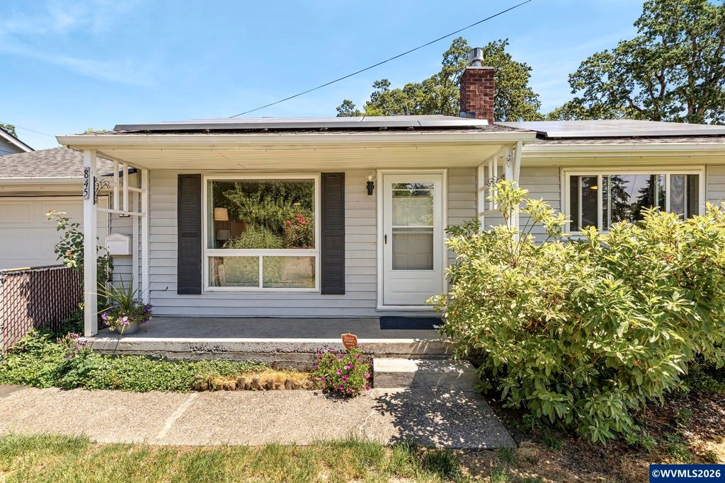 845 Cornell Av, Gladstone, OR 97027