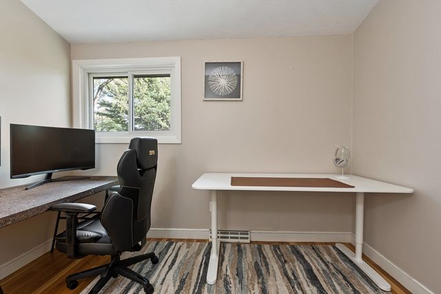 86 Framingham Road, Southborough, MA 01772