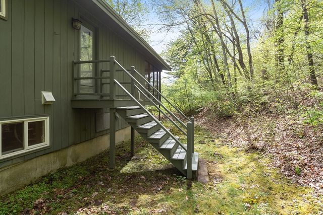 86 Framingham Road, Southborough, MA 01772