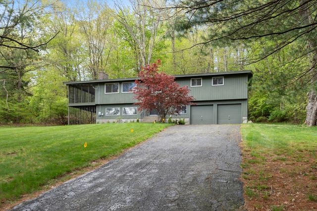 86 Framingham Road, Southborough, MA 01772