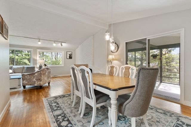 86 Framingham Road, Southborough, MA 01772