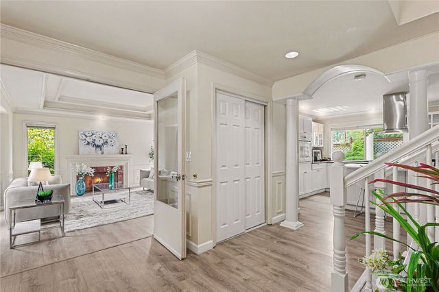 12645 NE 68th Pl, Kirkland, WA 98033