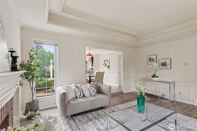 12645 NE 68th Pl, Kirkland, WA 98033
