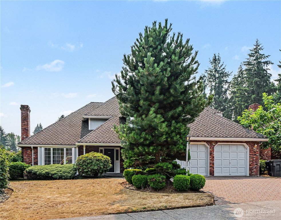 12645 NE 68th Pl, Kirkland, WA 98033