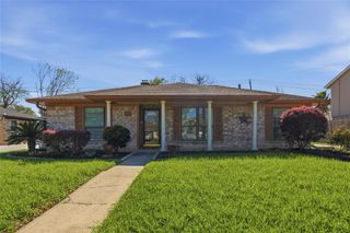 10826 Sagecanyon Drive, Houston, TX 77089