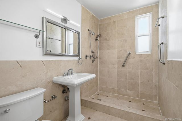 953 W Boston Post Road 3O, Mamaroneck, NY 10543