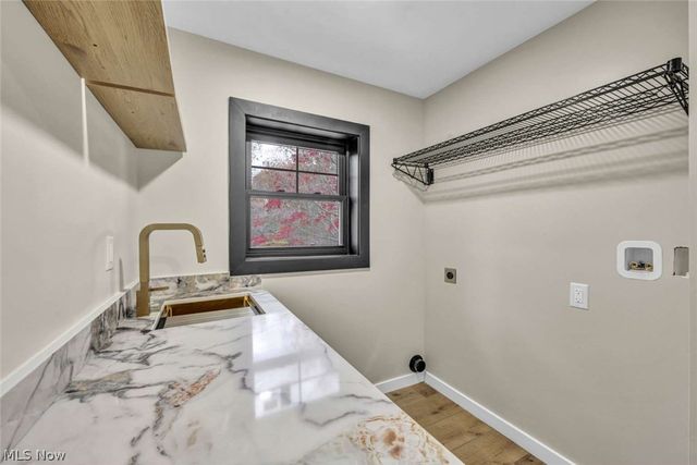31900 Chardon Road, Willoughby Hills, OH 44094