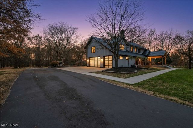 31900 Chardon Road, Willoughby Hills, OH 44094