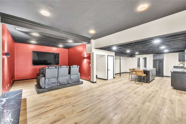31900 Chardon Road, Willoughby Hills, OH 44094