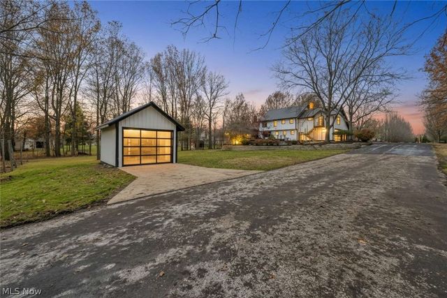 31900 Chardon Road, Willoughby Hills, OH 44094