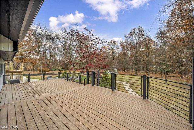 31900 Chardon Road, Willoughby Hills, OH 44094