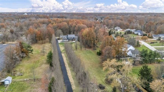 31900 Chardon Road, Willoughby Hills, OH 44094