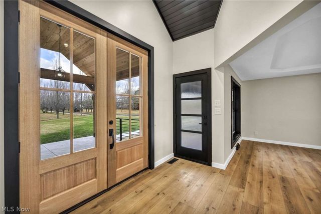 31900 Chardon Road, Willoughby Hills, OH 44094