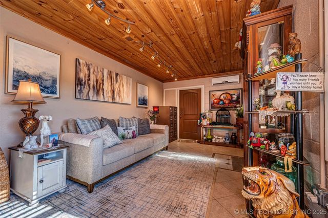 5472 S Highway 377, Kingston, OK 73439