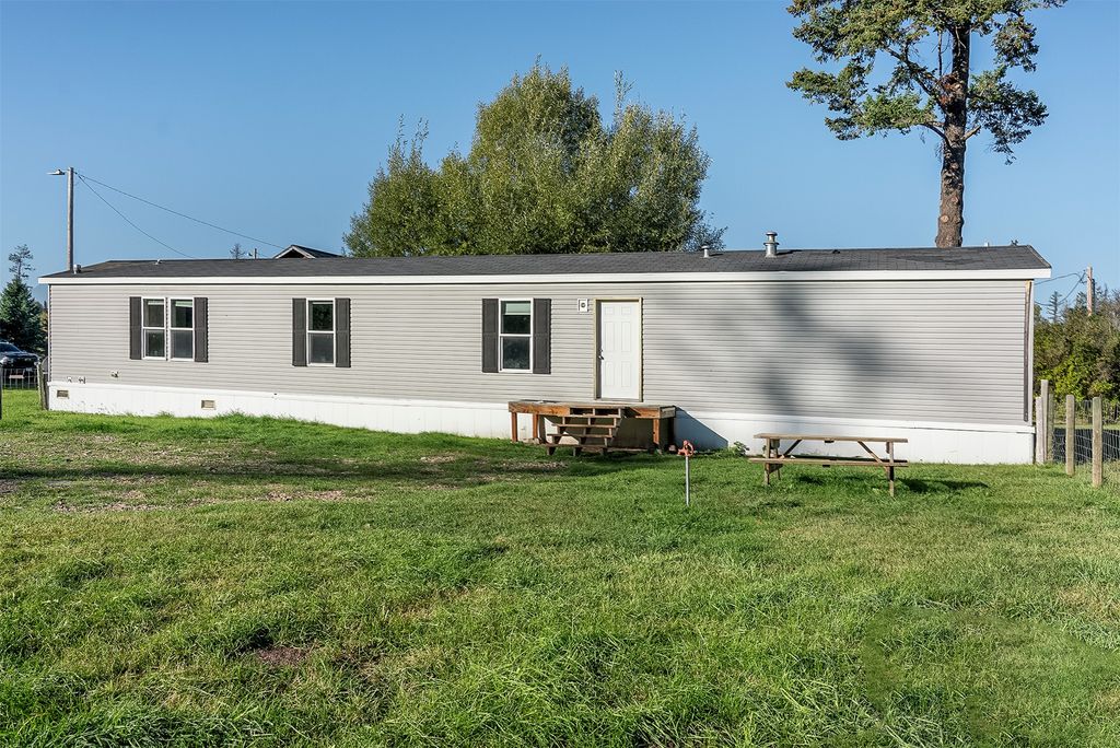 1700 Mt Highway 206, Columbia Falls, MT 59912 photo 2