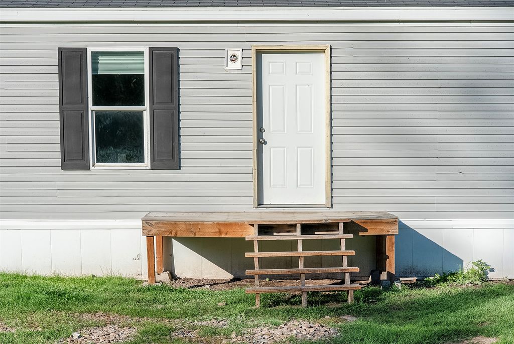 1700 Mt Highway 206, Columbia Falls, MT 59912 photo 3