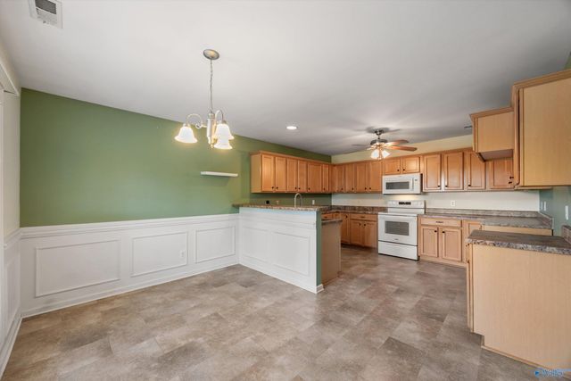 27920 Trotters Lane, Athens, AL 35613