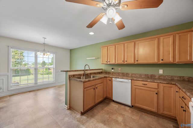 27920 Trotters Lane, Athens, AL 35613