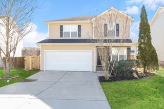 1133 Geneil Ln, La Vergne, TN 37086
