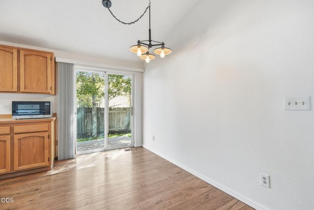 1983 NE Jackson Avenue, Bend, OR 97701