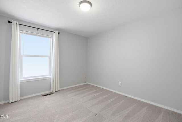 1983 NE Jackson Avenue, Bend, OR 97701
