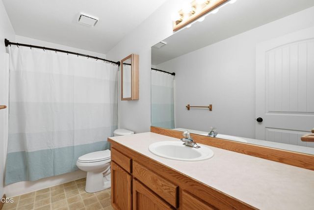 1983 NE Jackson Avenue, Bend, OR 97701