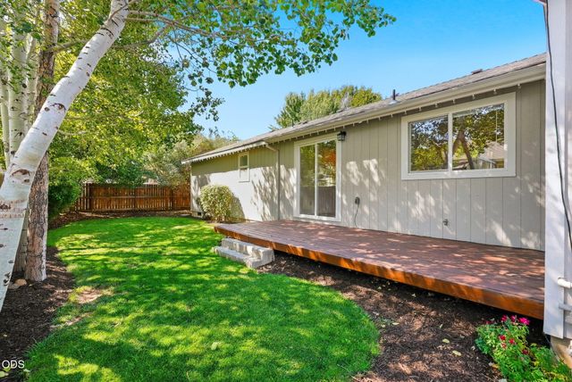 1983 NE Jackson Avenue, Bend, OR 97701