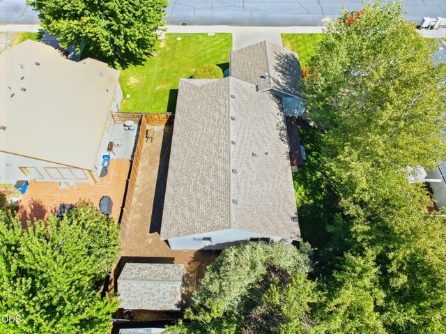1983 NE Jackson Avenue, Bend, OR 97701