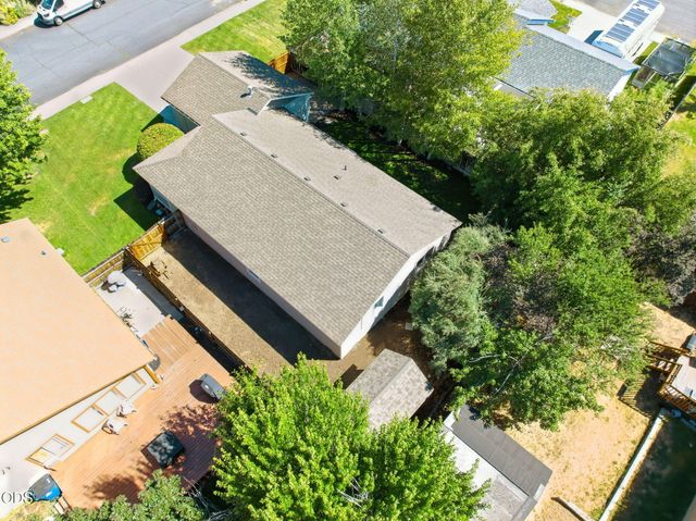 1983 NE Jackson Avenue, Bend, OR 97701
