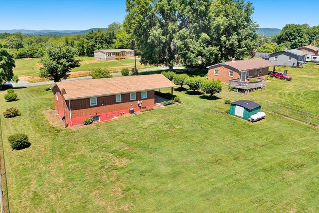 1196 Tripple Creek RD, Rocky Mount, VA 24151