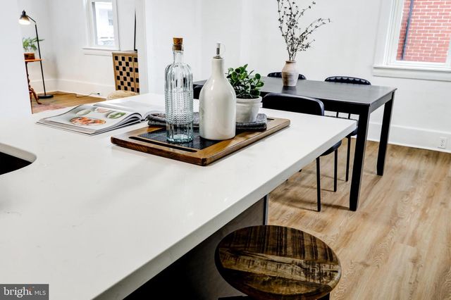 217 N CHARLES ST, Red Lion, PA 17356