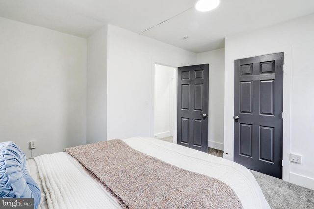 217 N CHARLES ST, Red Lion, PA 17356