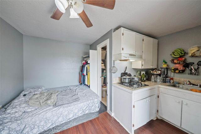 7938 Kerr Street 6, Houston, TX 77029