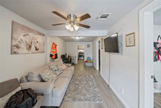 7938 Kerr Street 6, Houston, TX 77029