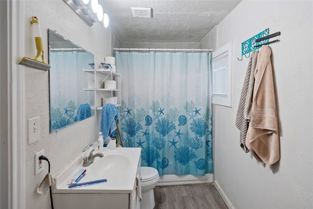 7938 Kerr Street 6, Houston, TX 77029