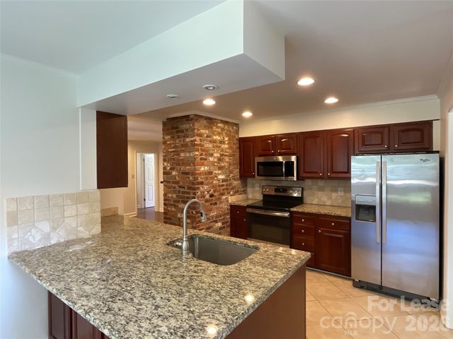 3917 Kitley Place, Charlotte, NC 28210