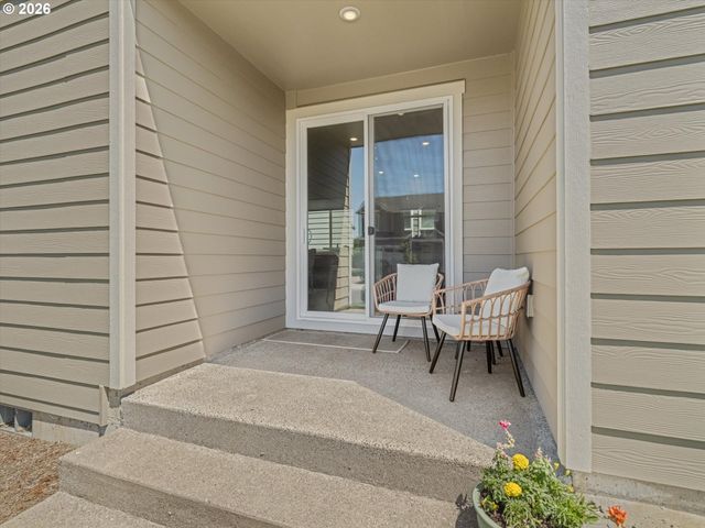 2006 Nw WESSEX St, Mc Minnville, OR 97128