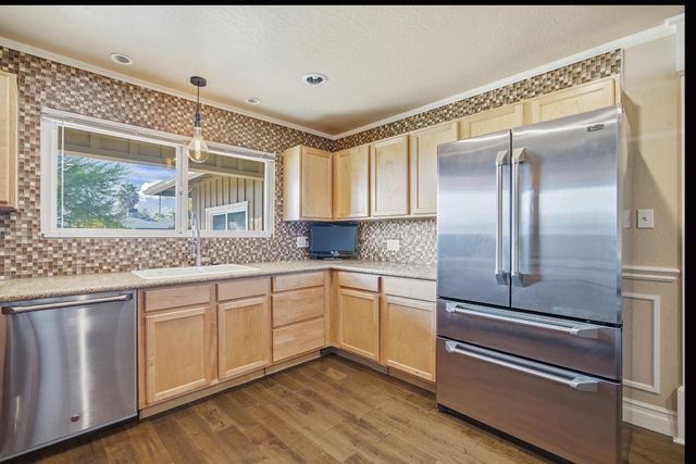 3804 W Judy Avenue, Visalia, CA 93277