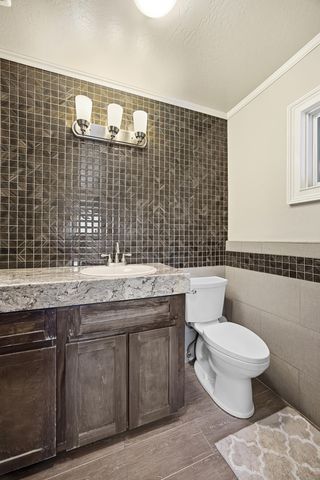 3804 W Judy Avenue, Visalia, CA 93277