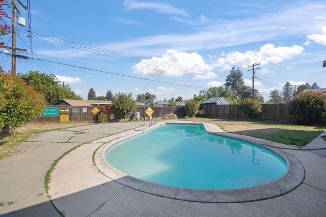 3804 W Judy Avenue, Visalia, CA 93277